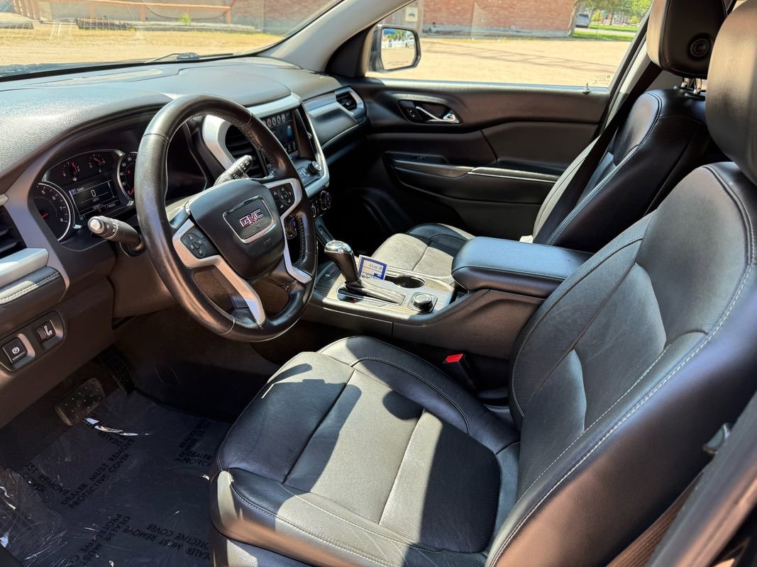 Used 2017 GMC Acadia SLT image 12