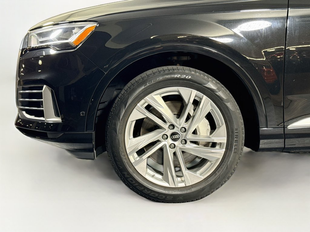 Used 2022 Audi Q7 3.0T Premium Plus w/ Premium Plus Package AWD/4WD image 23