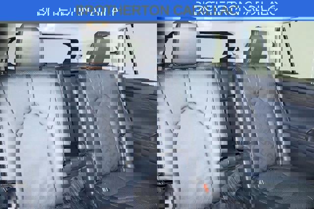 Used 2024 Toyota Highlander Platinum image 22