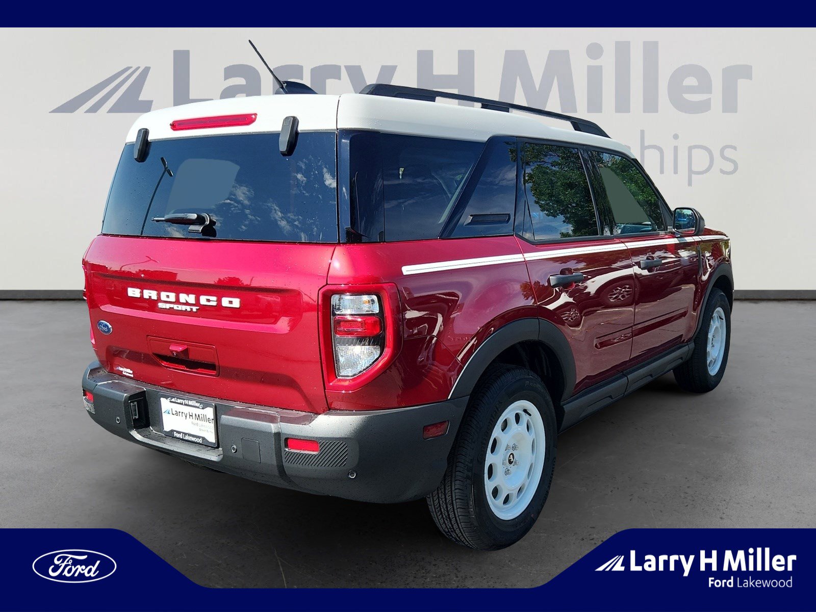 New 2025 Ford Bronco Sport Heritage w/ Convenience Package image 5