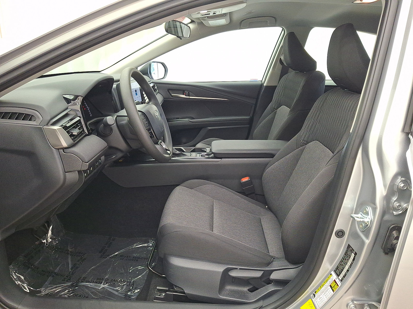 Used 2026 Toyota Camry LE FWD image 3