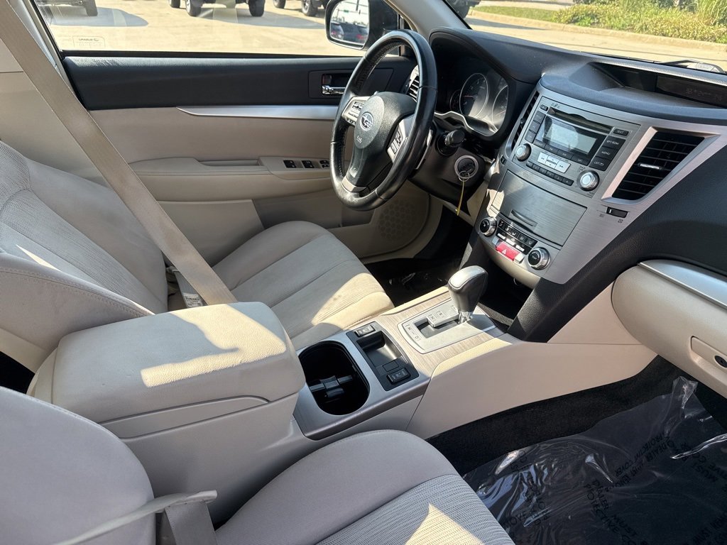 Used 2013 Subaru Legacy 2.5i Premium w/ All-Weather Pkg image 19