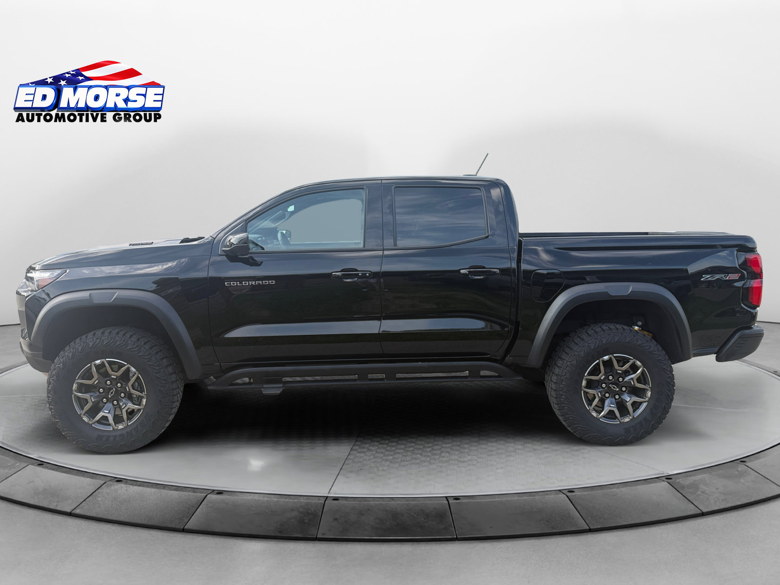Certified 2026 Chevrolet Colorado ZR2 w/ Technology Package AWD/4WD image 2