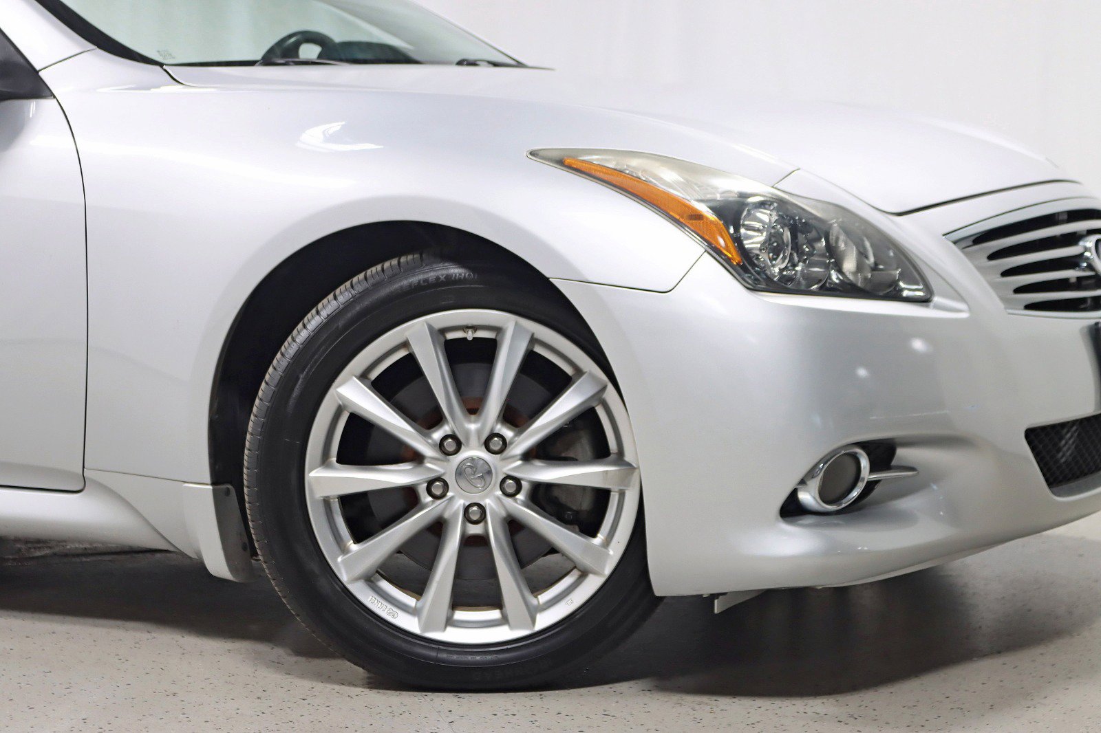 Used 2013 INFINITI G37 Sport w/ Premium Pkg RWD image 5