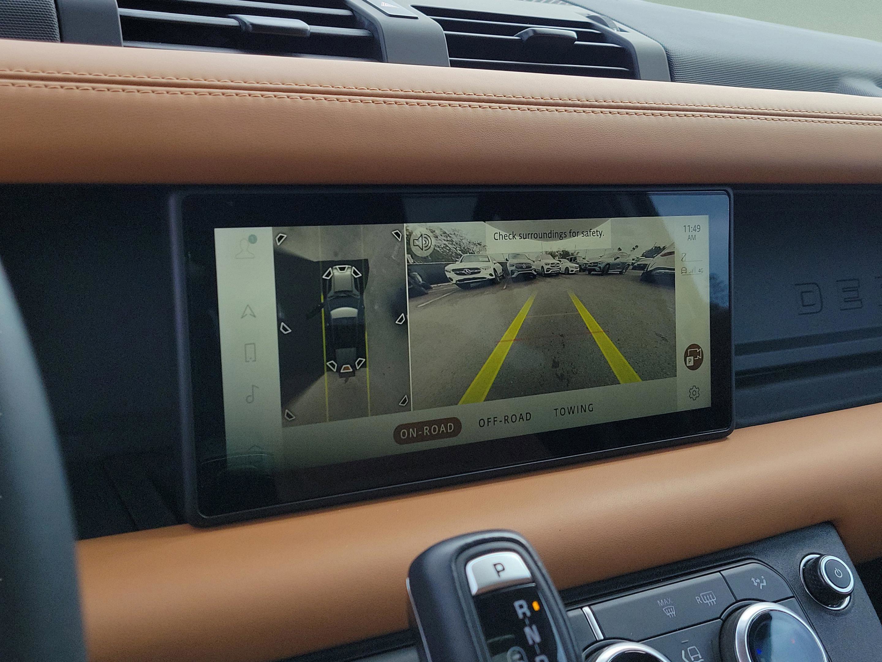 Used 2024 Land Rover Defender 110 X-Dynamic SE image 33