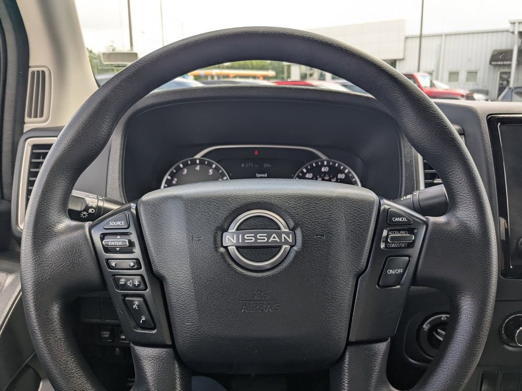 Used 2024 Nissan Frontier SV image 19