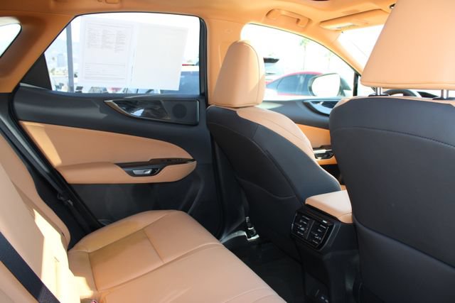 Certified 2025 Lexus NX 250 FWD w/ Premium Package image 7