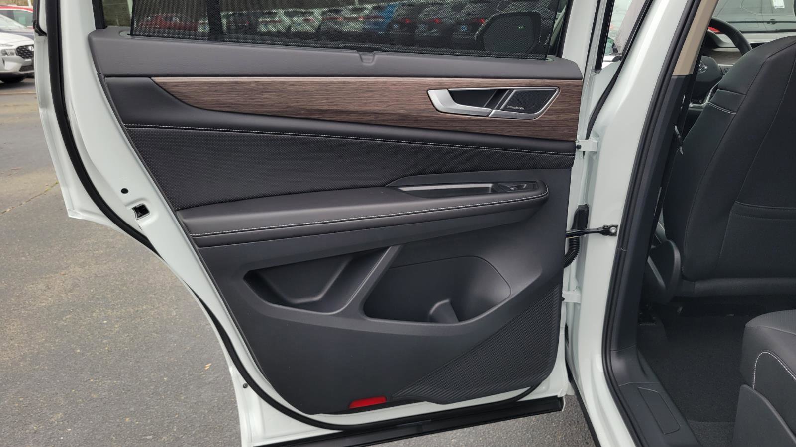 New 2026 Volkswagen Atlas SEL Premium R-Line image 39