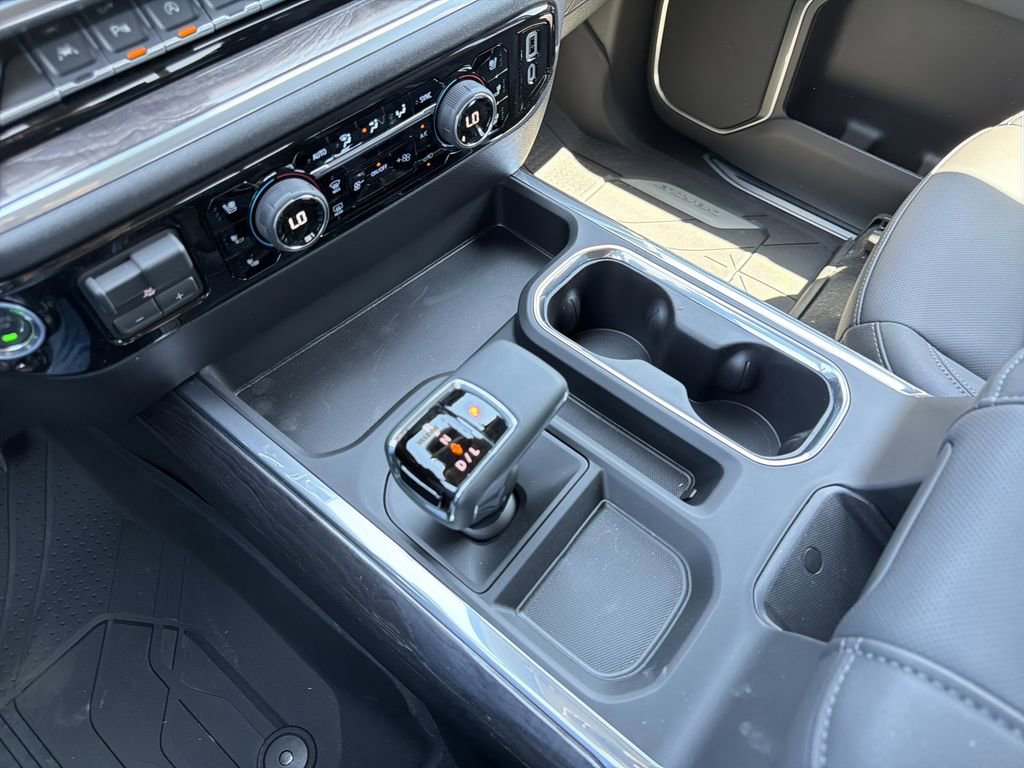 New 2026 Chevrolet Silverado 1500 LTZ w/ LTZ Premium Package RWD image 8