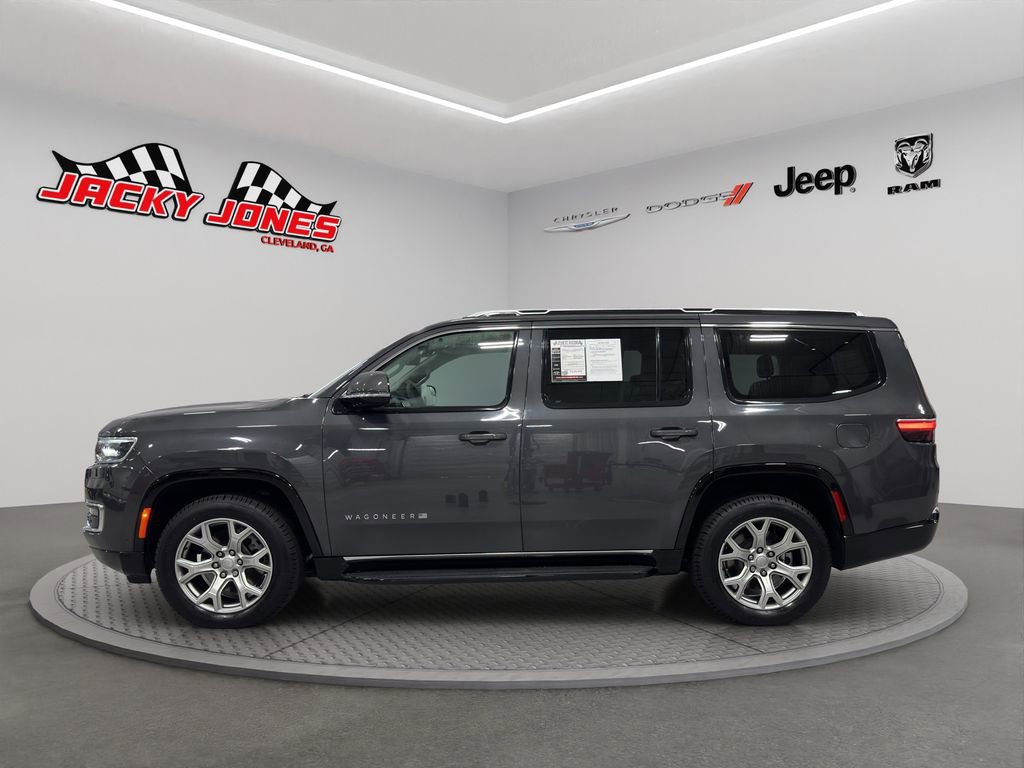 Used 2022 Jeep Wagoneer Series II image 2