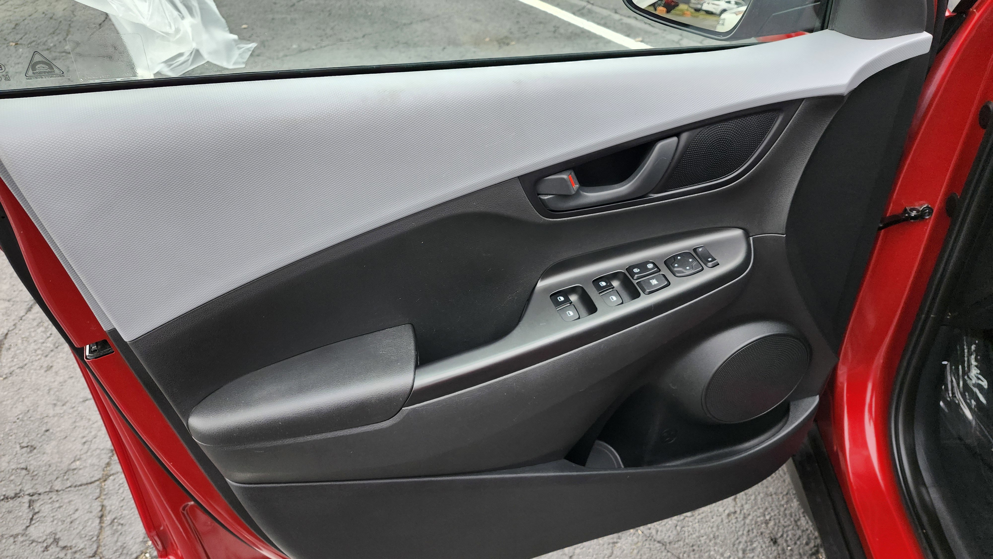 Used 2020 Hyundai Kona SE image 24