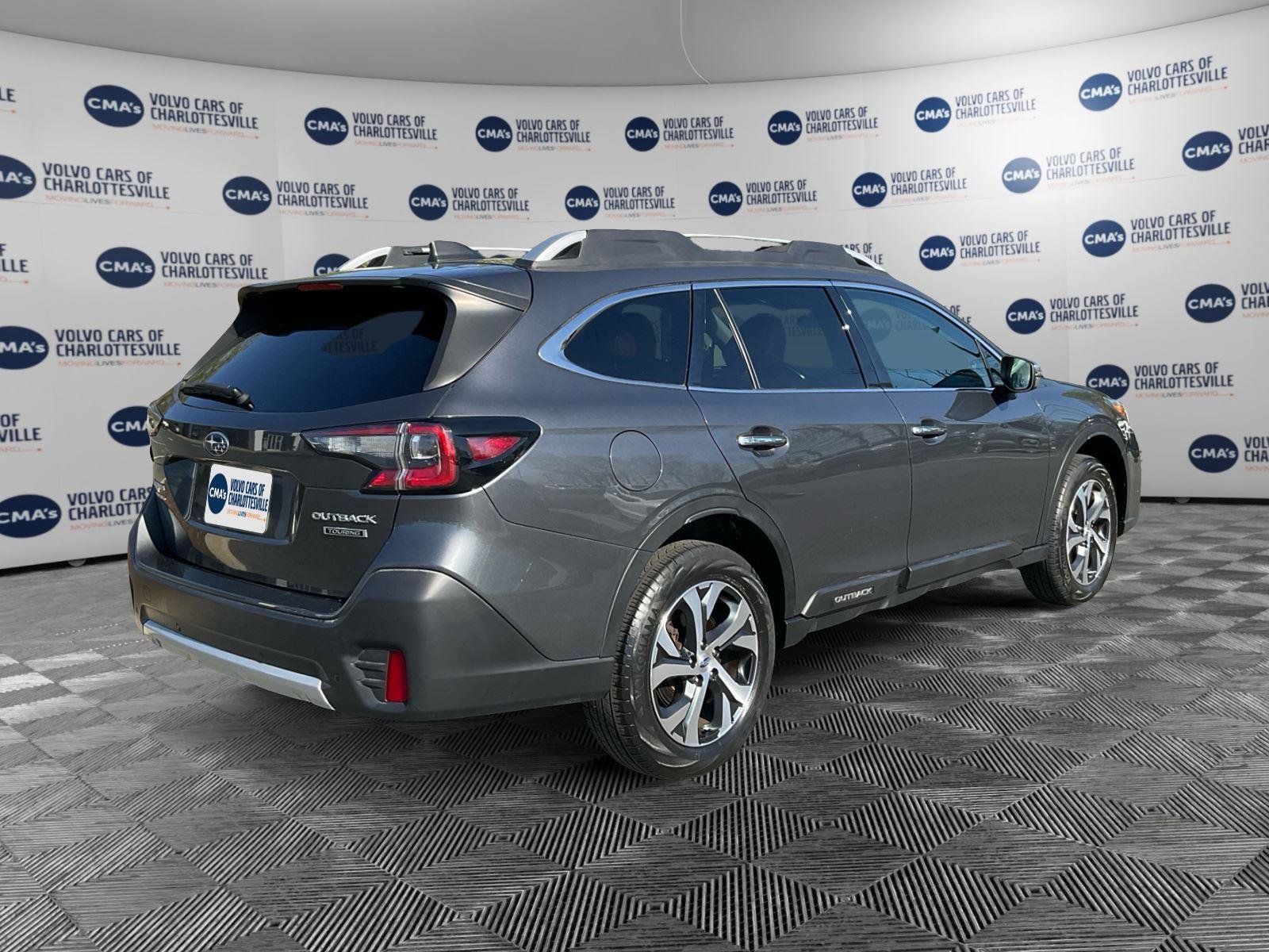 Used 2022 Subaru Outback Touring image 5