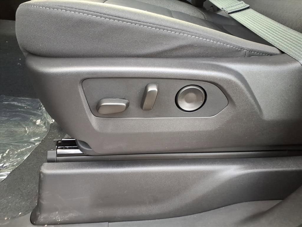 New 2026 Chevrolet Silverado 1500 LT image 12