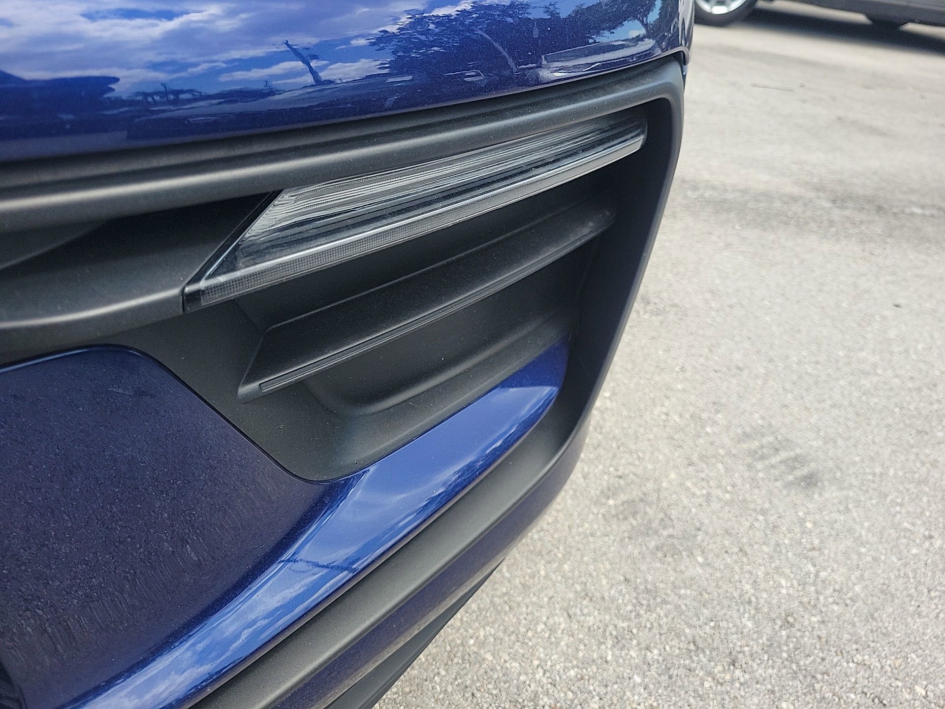 Used 2024 Porsche Macan image 8