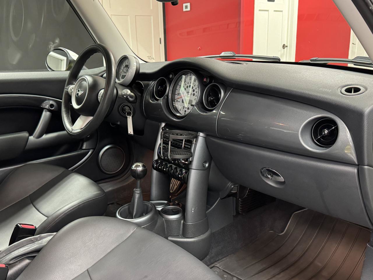 Used 2005 MINI Cooper S FWD image 19