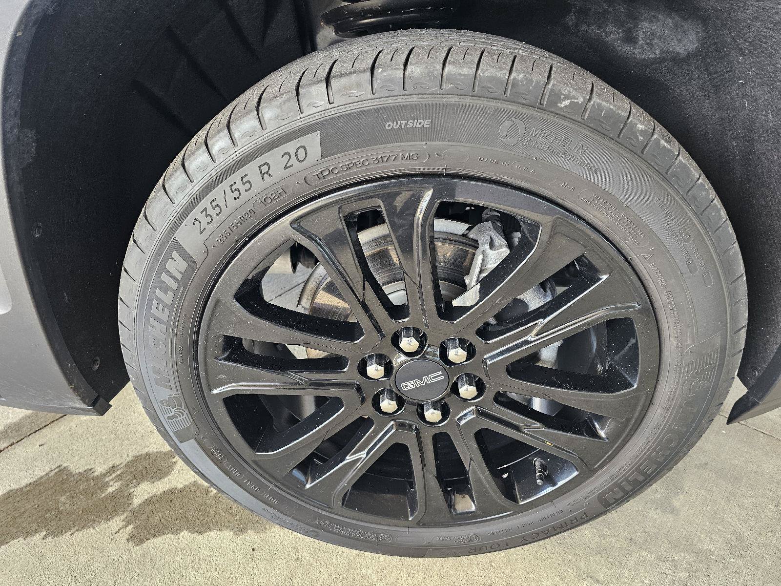 Used 2023 GMC Acadia SLT w/ Elevation Edition AWD/4WD image 9