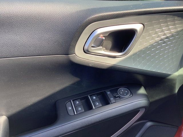 Used 2024 Kia Soul LX w/ Option Group 015 image 10