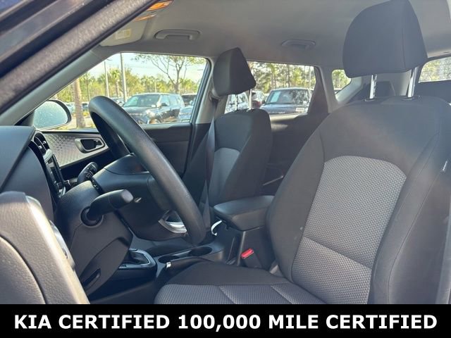 Certified 2025 Kia Soul LX w/ LX Technology Package image 10