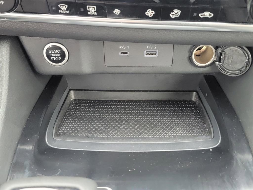 Used 2023 Nissan Rogue SV AWD/4WD image 24