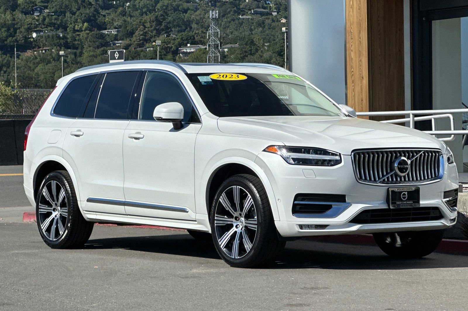 Used 2023 Volvo XC90 B6 Ultimate w/ Protection Package Premier image 10