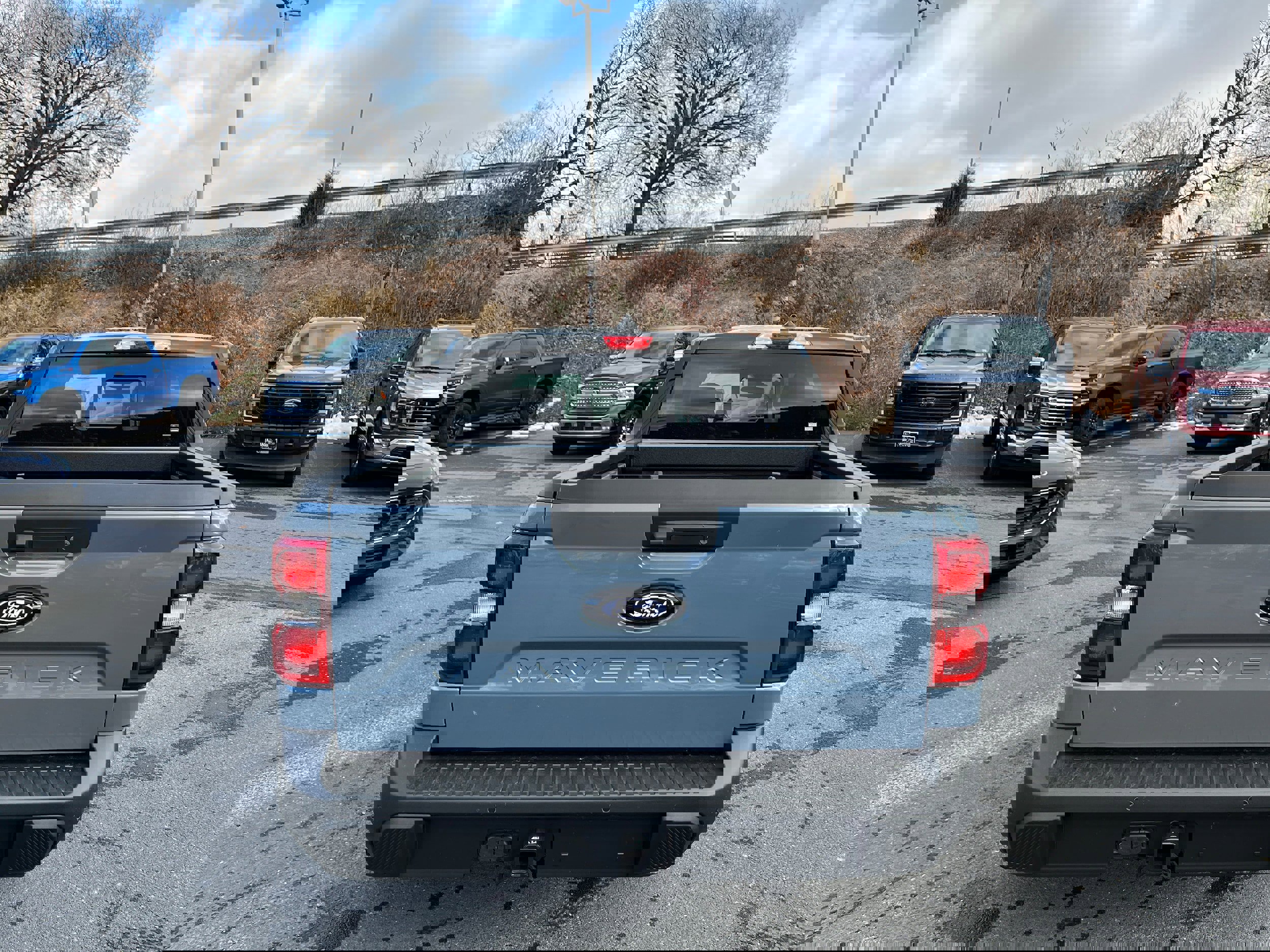 New 2026 Ford Maverick Lariat w/ Black Appearance Package image 5