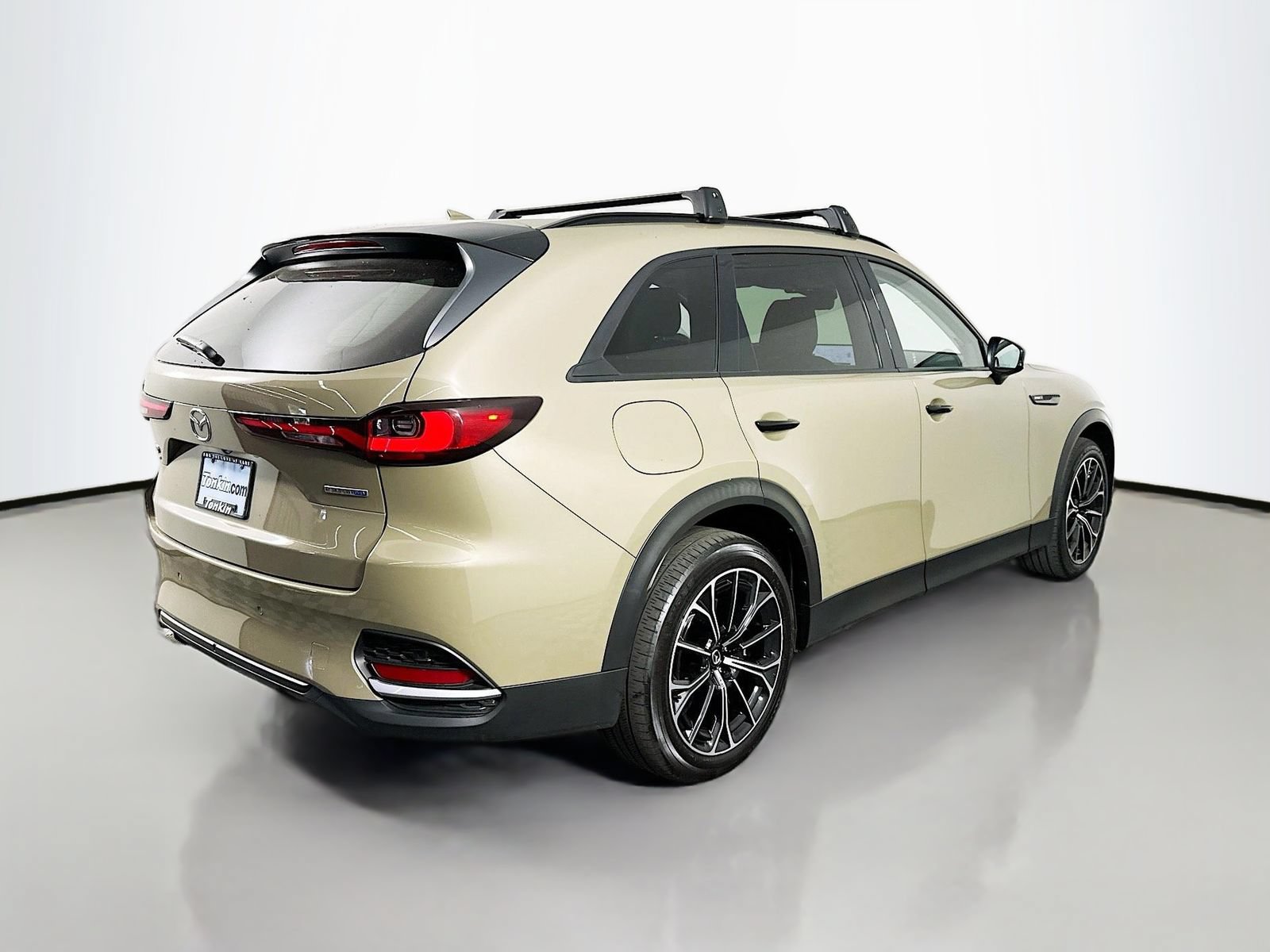 Certified 2025 MAZDA CX-70 Plug-In Hybrid w/ Premium Pkg AWD/4WD image 7