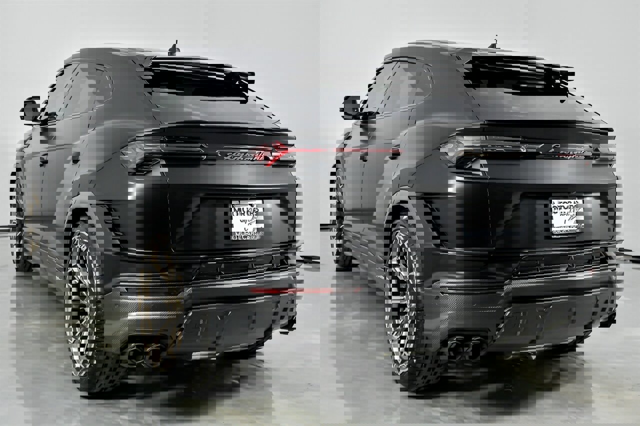 Used 2024 Lamborghini Urus Performante image 10
