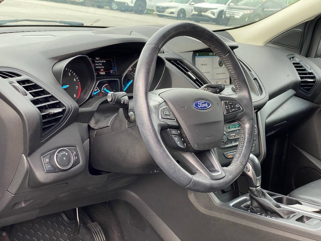 Used 2019 Ford Escape SEL AWD/4WD image 10