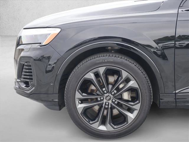 Used 2025 Audi Q7 3.0T Prestige AWD/4WD image 9