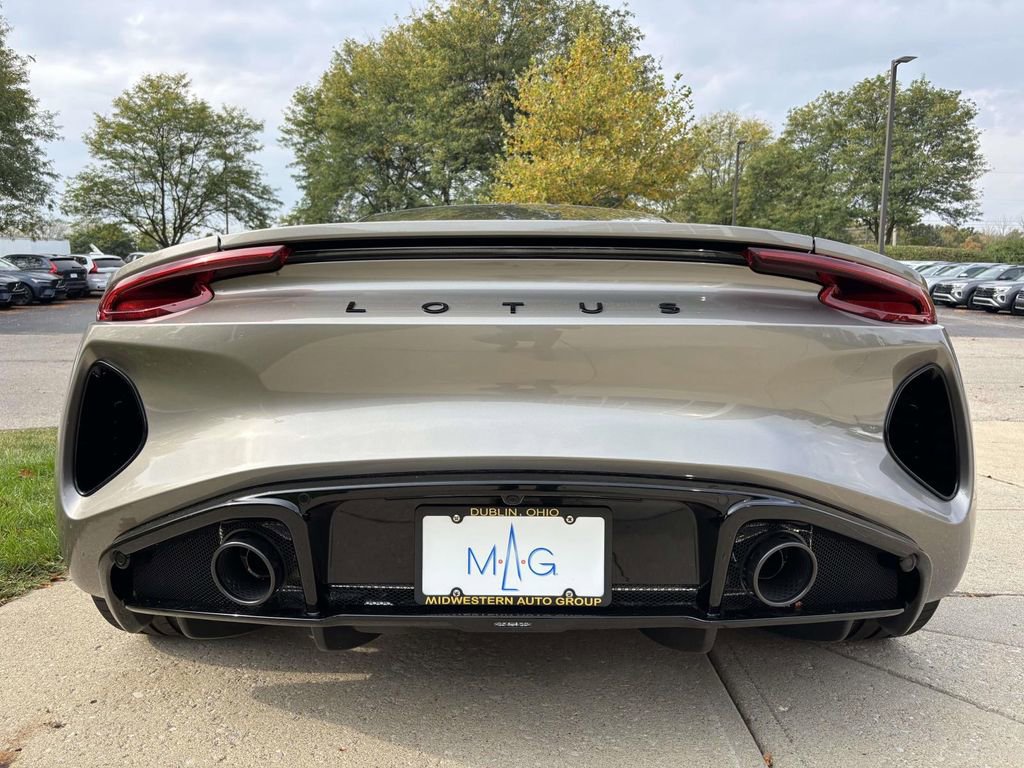 New 2025 Lotus Emira image 5