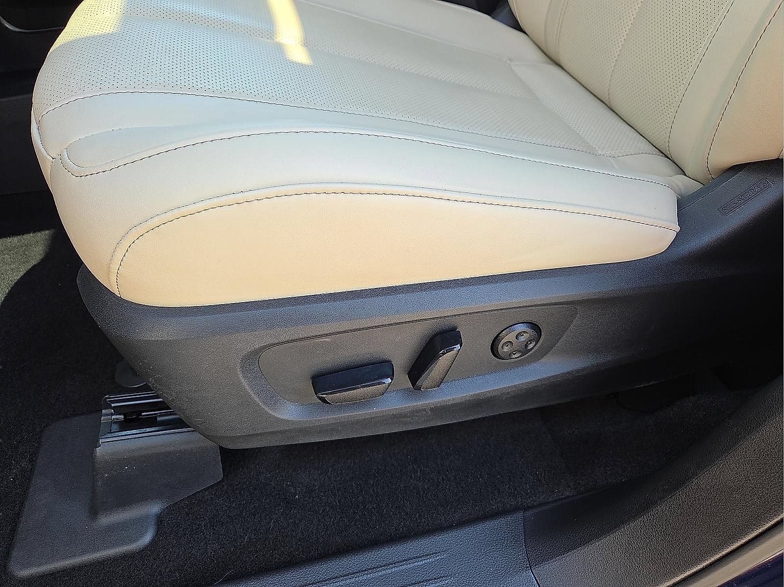 Used 2025 INFINITI QX60 Pure FWD image 14