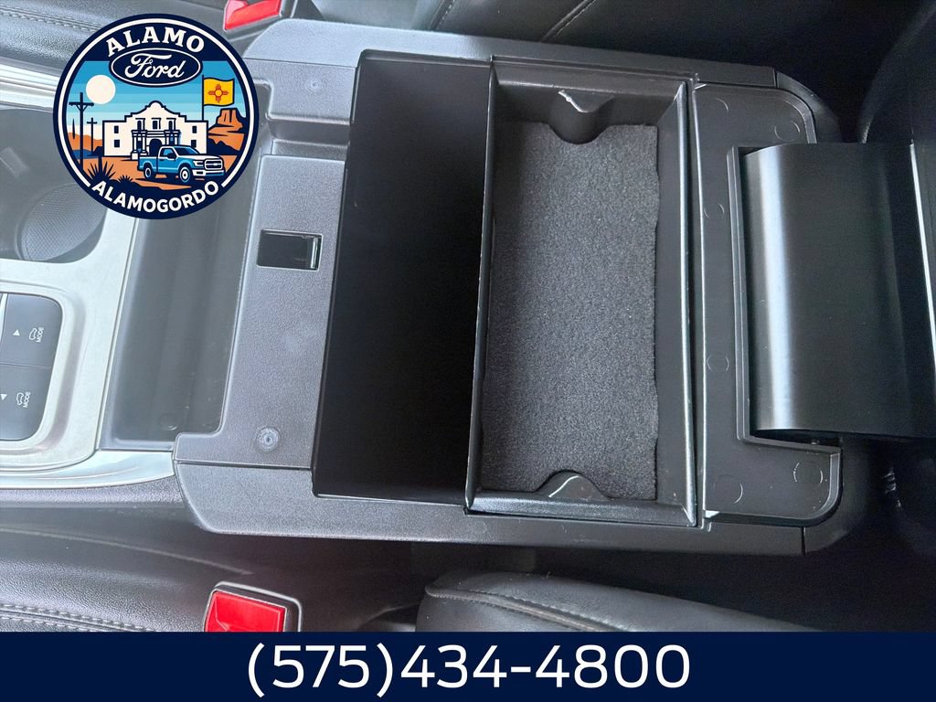 Used 2023 Ford Explorer XLT w/ Equipment Group 202A RWD image 25