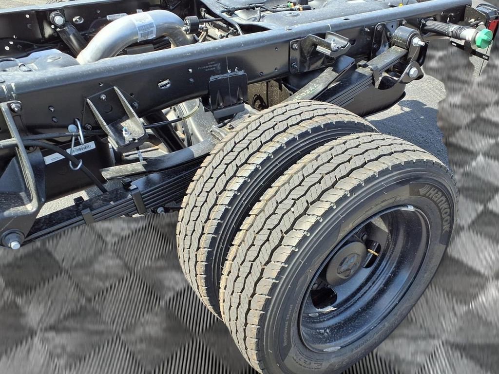 New 2026 RAM 5500 Tradesman AWD/4WD image 21