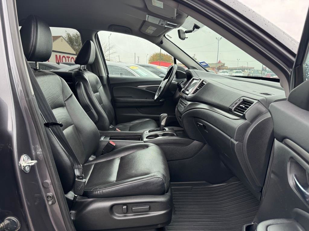 Used 2018 Honda Ridgeline RTL image 11