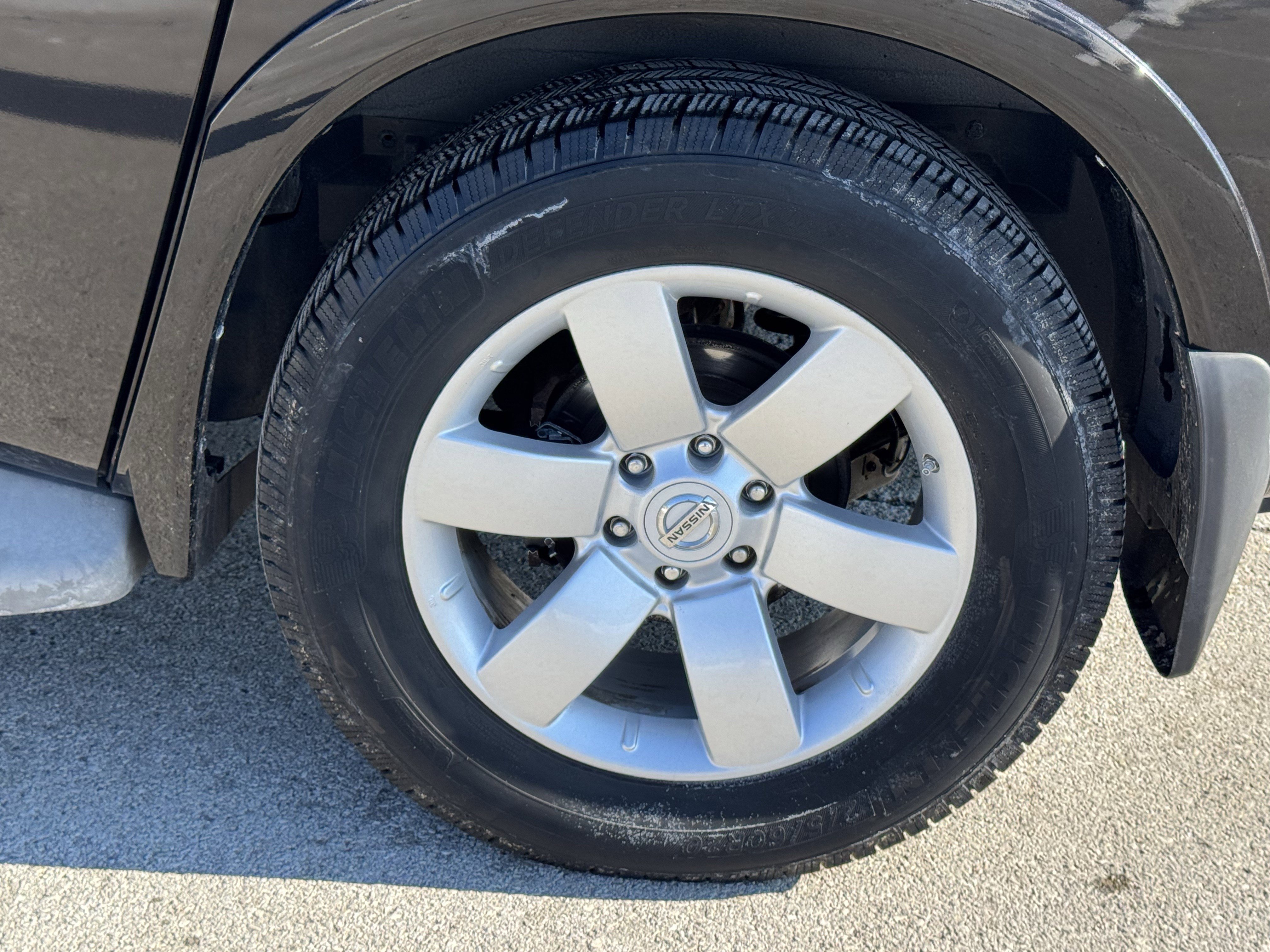 Used 2011 Nissan Armada SL image 41