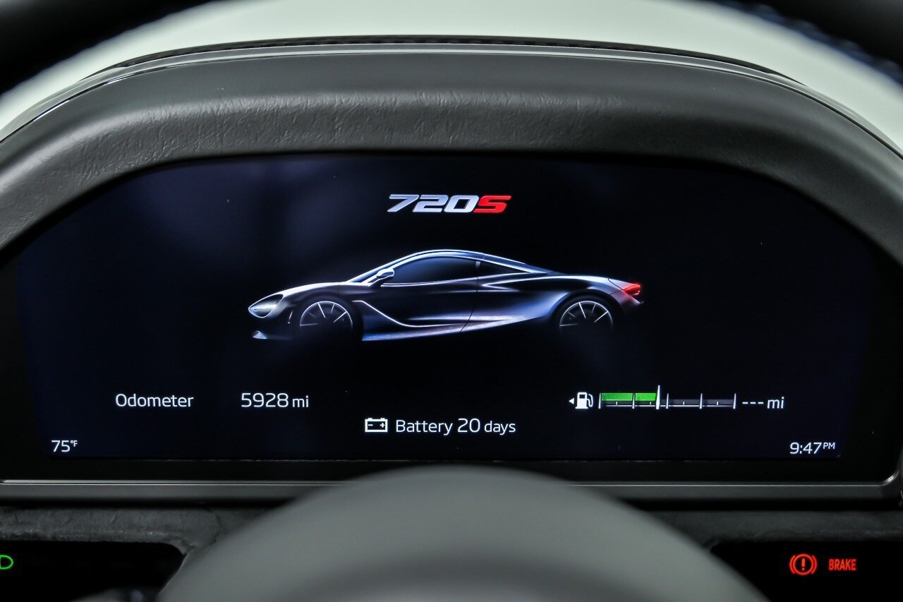 Used 2019 McLaren 720S Performance RWD image 30