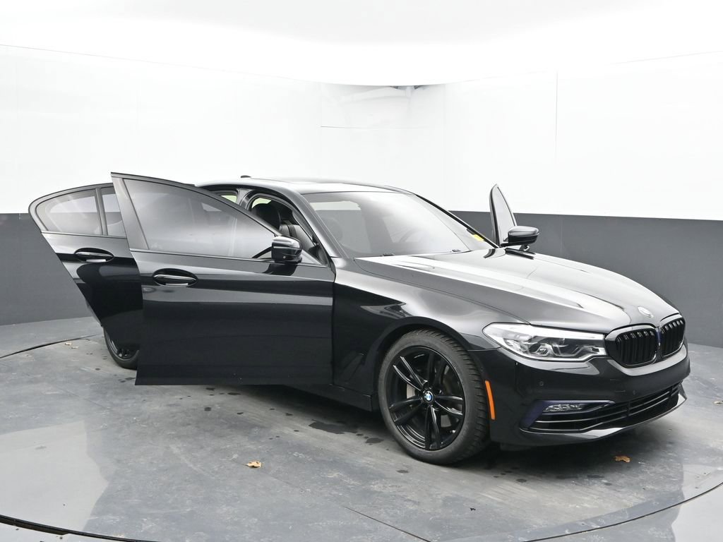 Used 2017 BMW 540i xDrive image 34