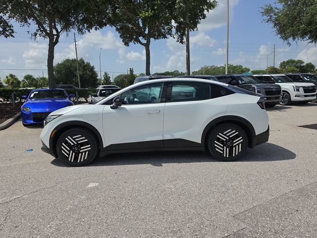 New 2026 Nissan Leaf SV+ w/ Floor Mat Package (SV+) FWD image 5