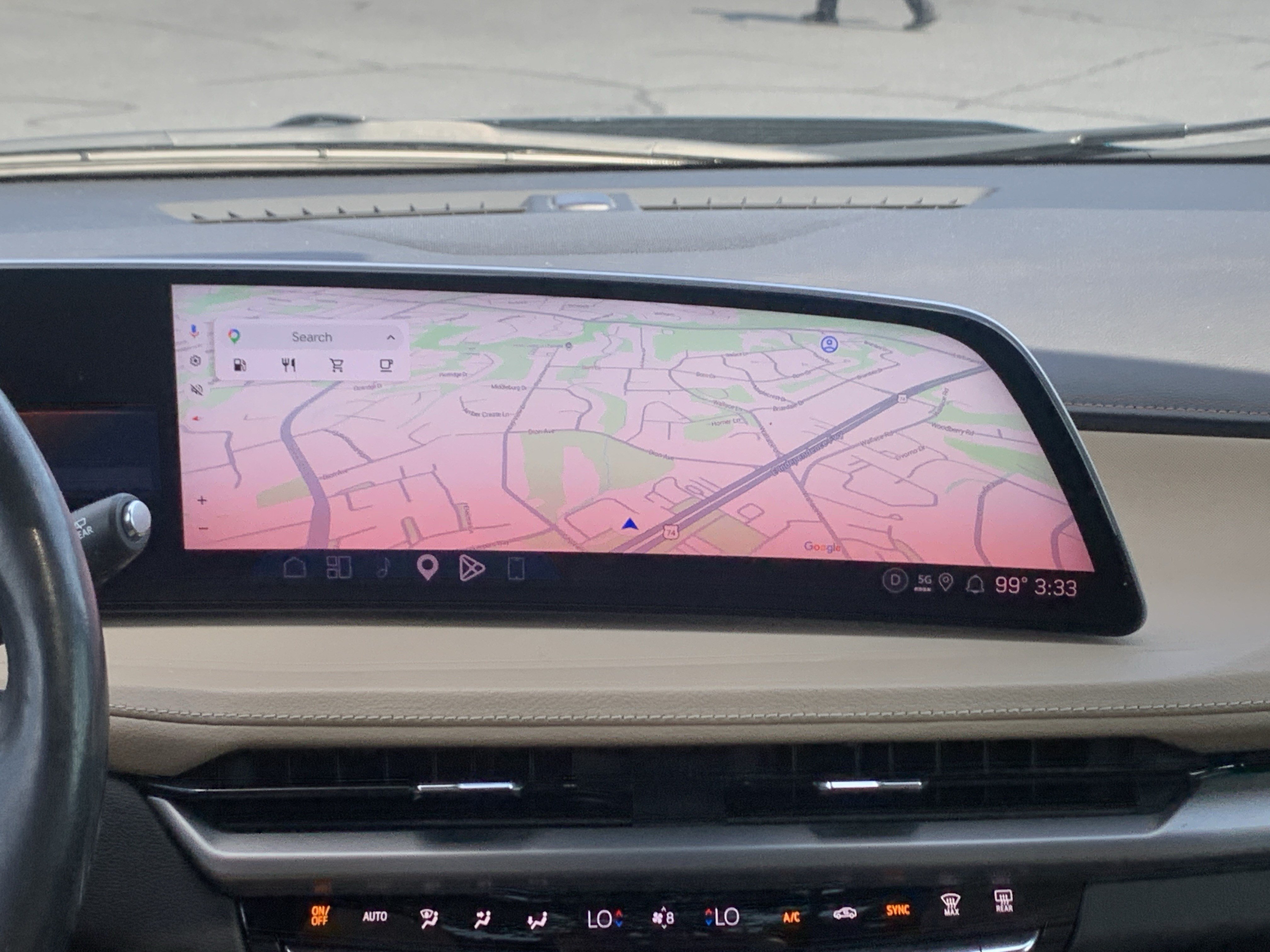 Used 2024 Cadillac XT4 Luxury w/ Cold Weather Package FWD image 29