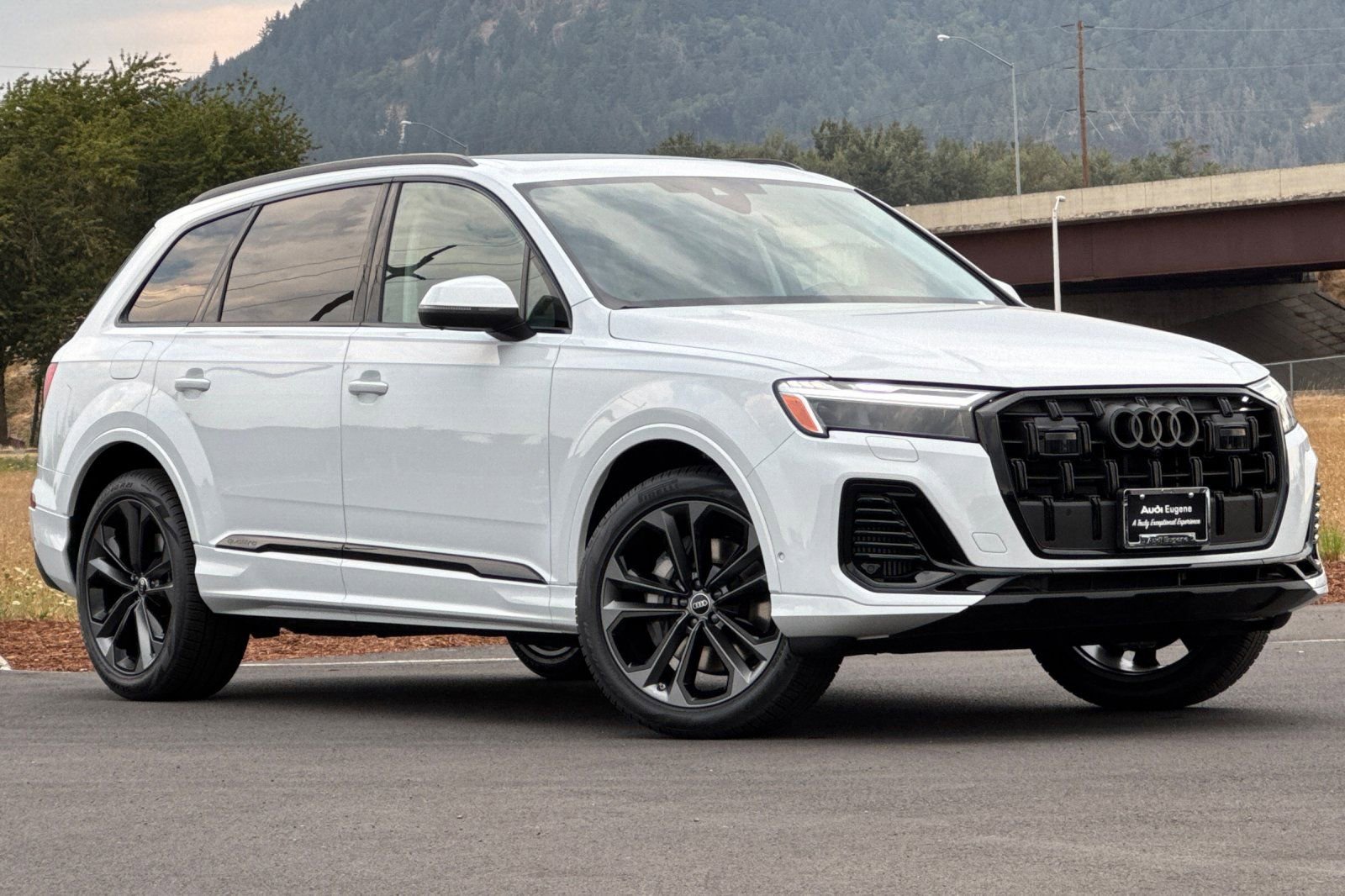 New 2025 Audi Q7 2.0T Premium Plus AWD/4WD image 1