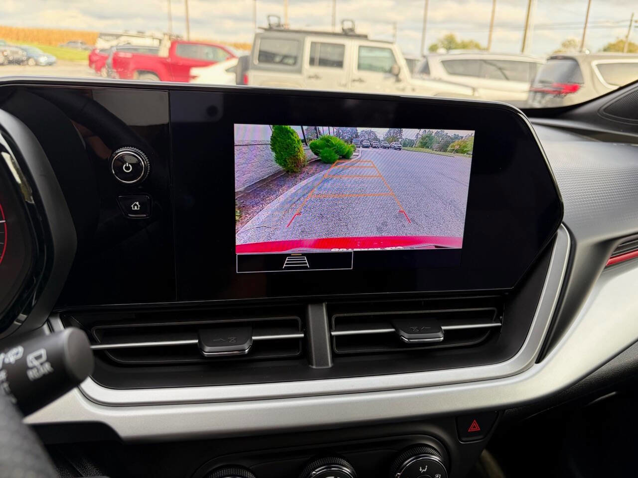 Used 2024 Chevrolet Trax RS w/ Driver Confidence Package image 20