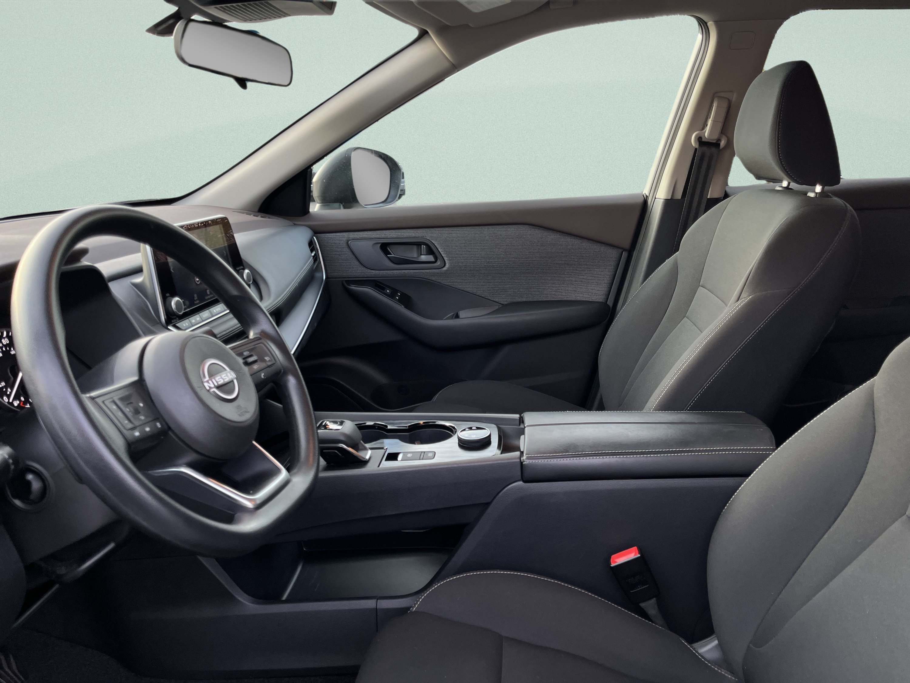 Used 2023 Nissan Rogue S AWD/4WD image 12