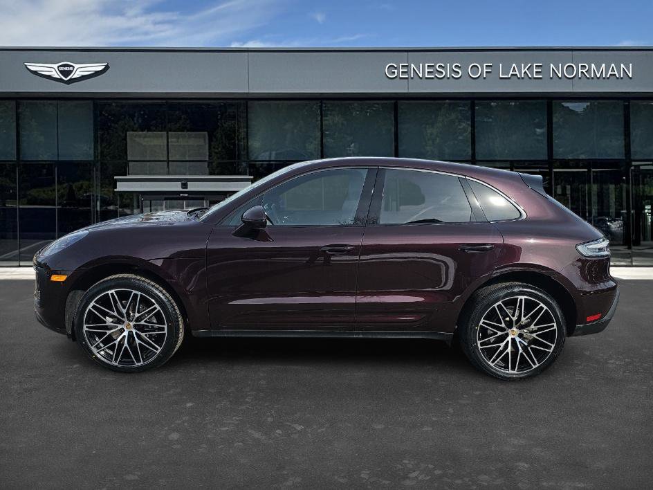 Used 2024 Porsche Macan image 6