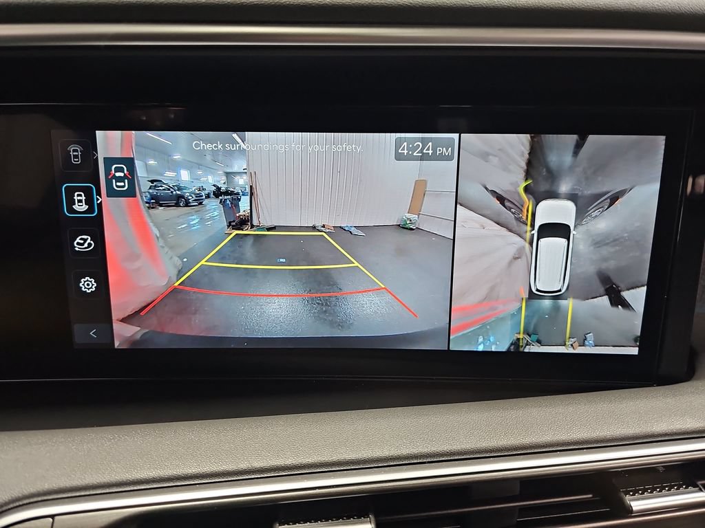 Certified 2026 Hyundai Palisade Limited AWD/4WD image 26