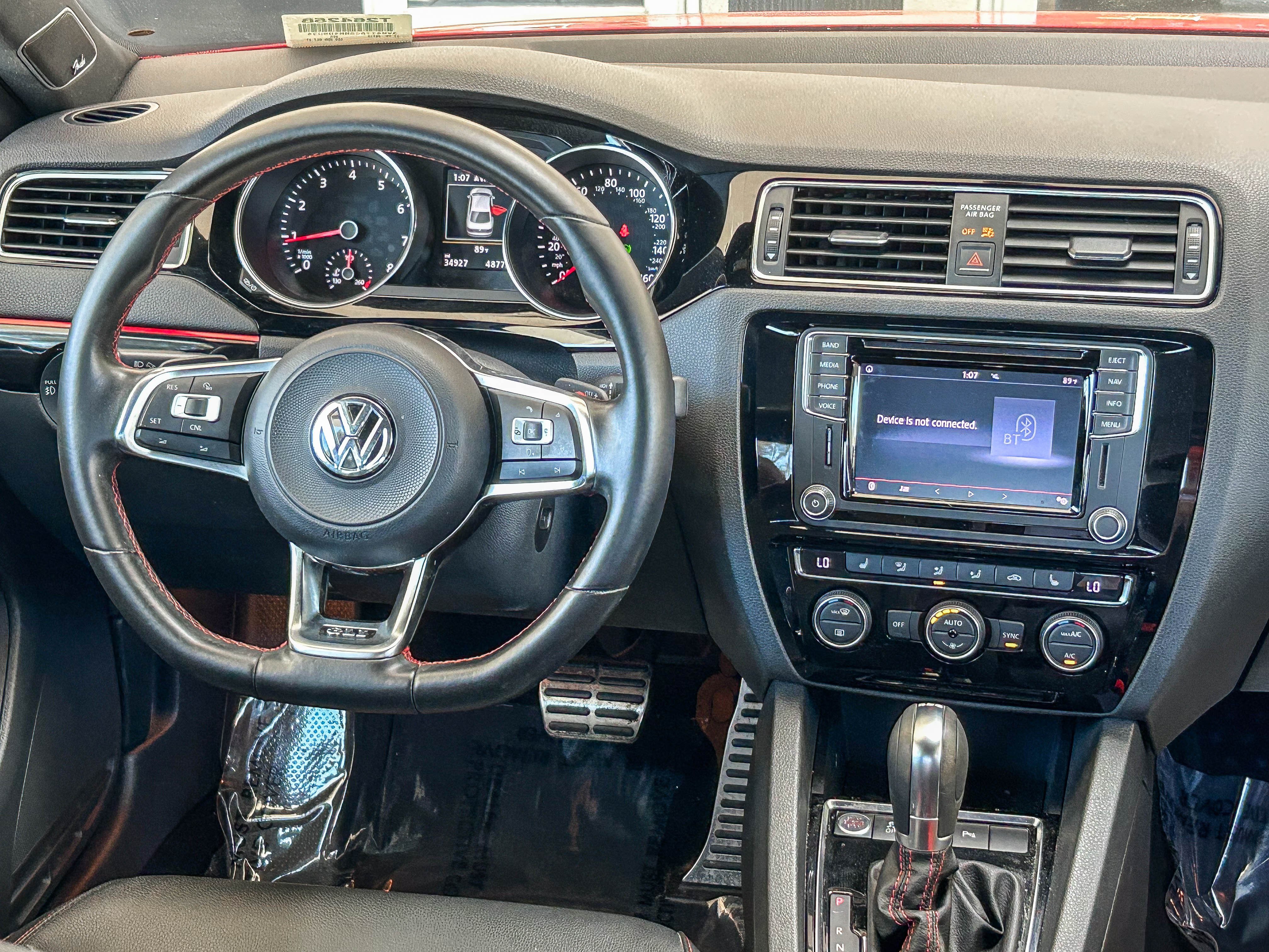 Used 2017 Volkswagen Jetta GLI FWD image 12