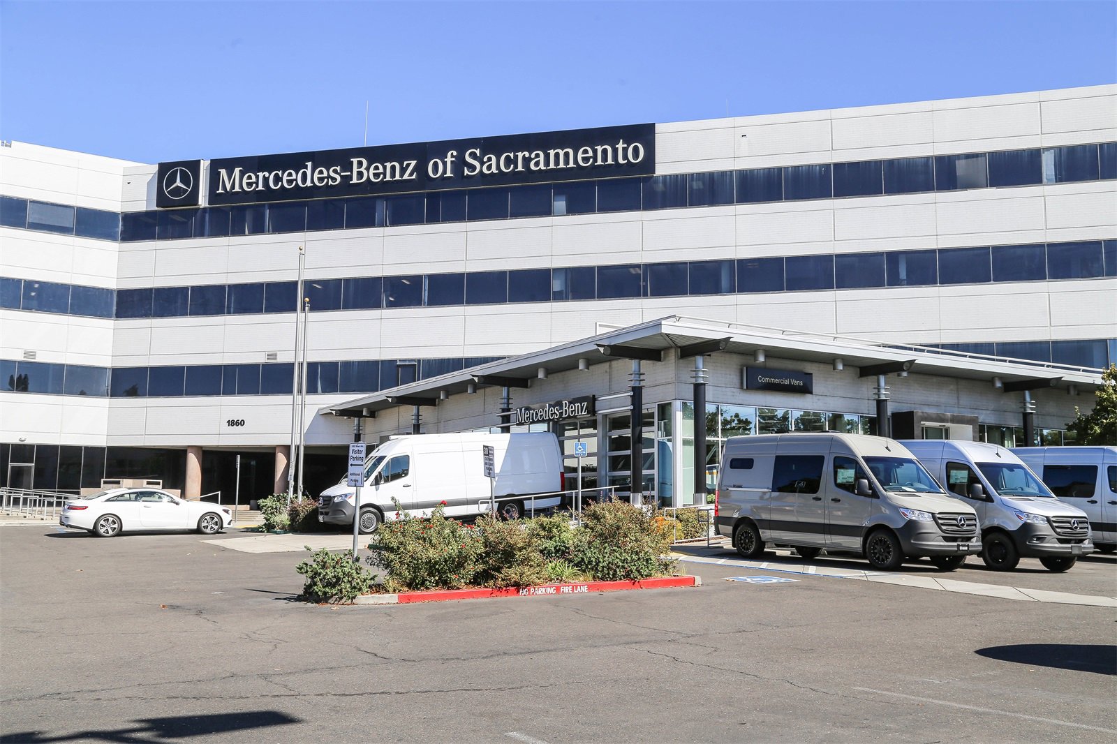 Used 2024 Cadillac Escalade ESV Sport Platinum image 29