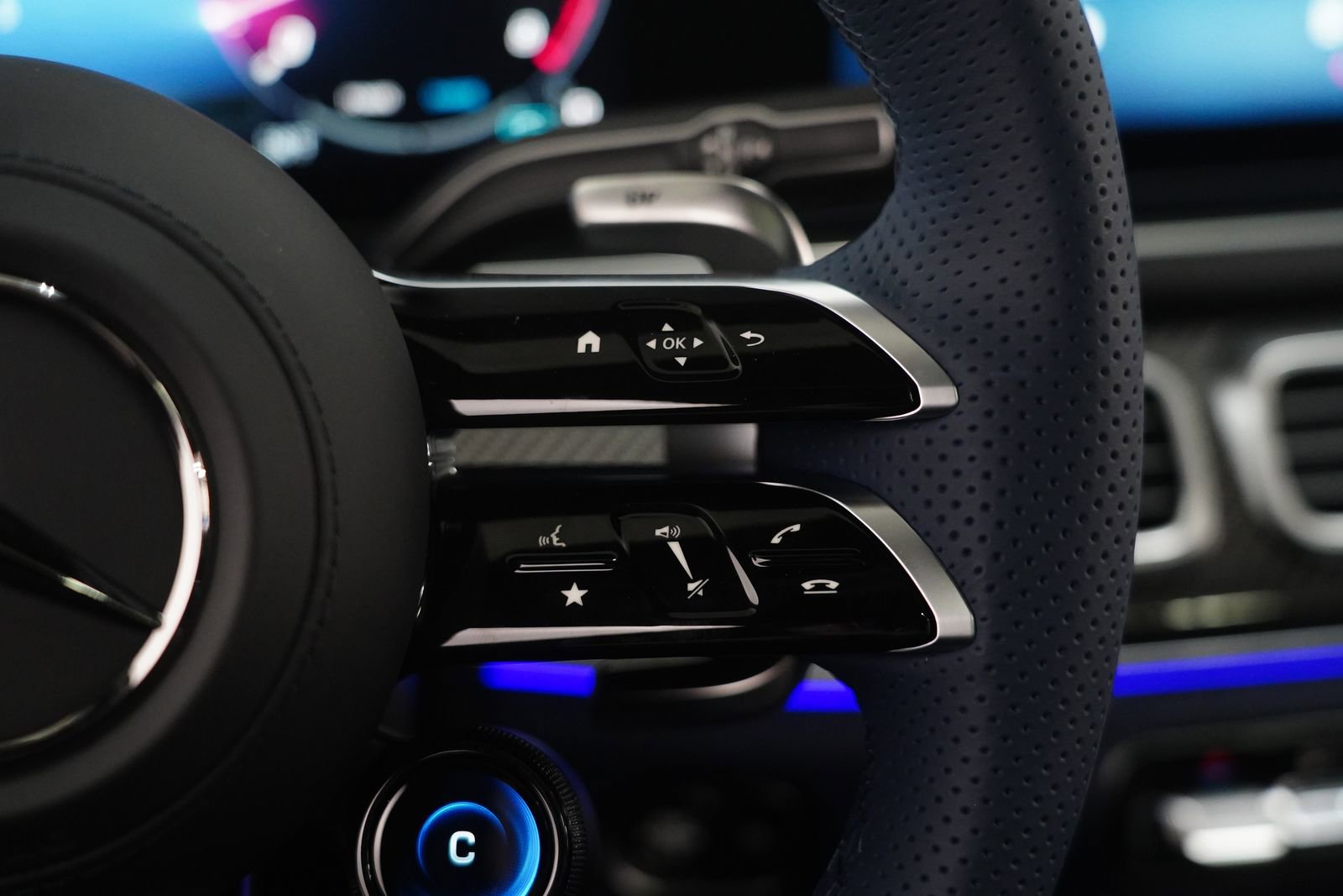 New 2026 Mercedes-Benz GLE 63 AMG S image 21