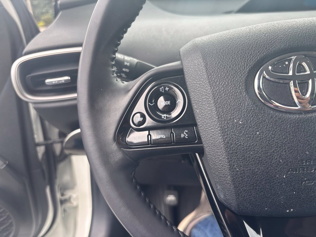 Used 2020 Toyota Prius Prime XLE FWD image 19
