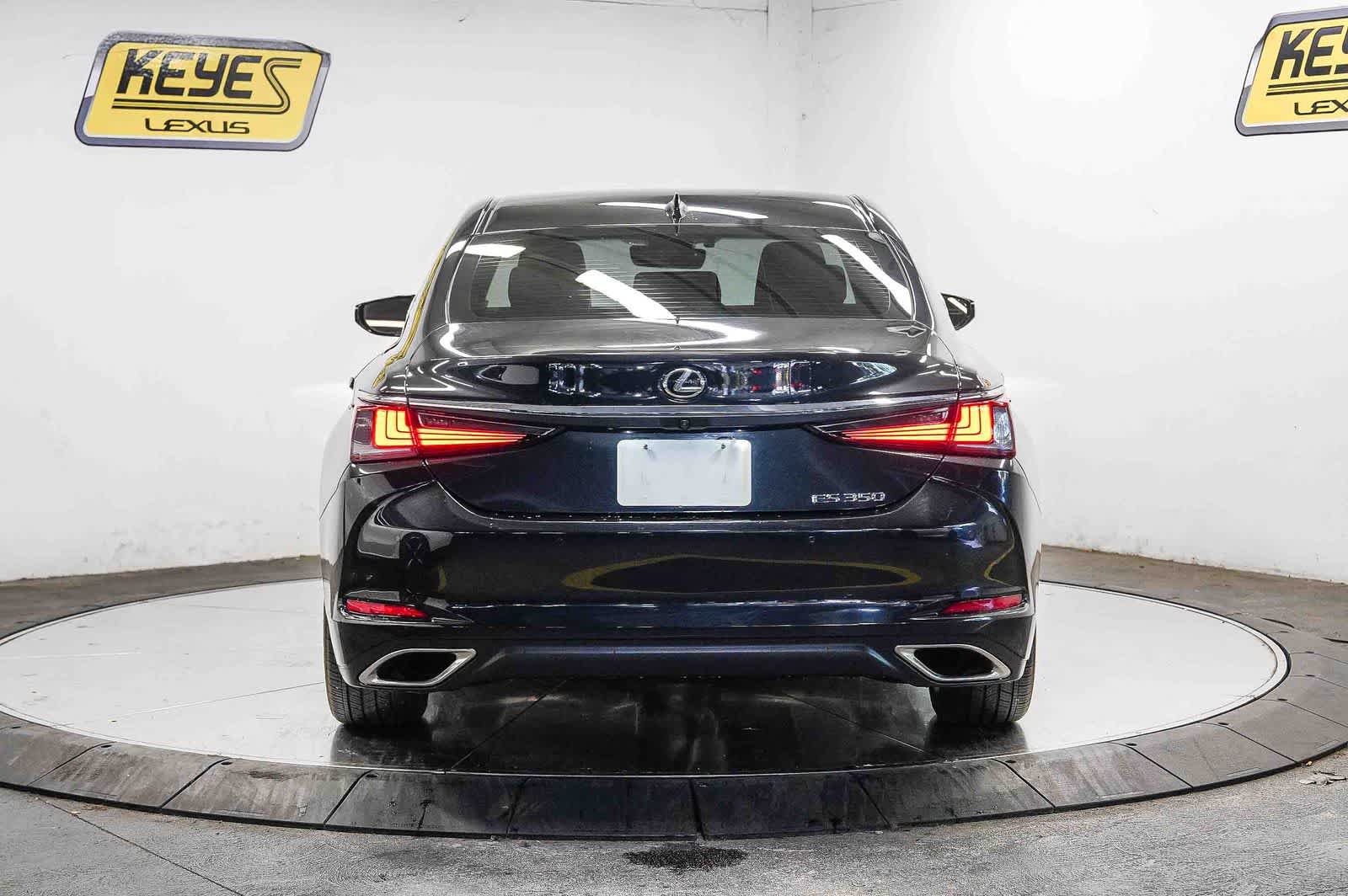 Used 2024 Lexus ES 350 w/ Premium Package FWD image 3