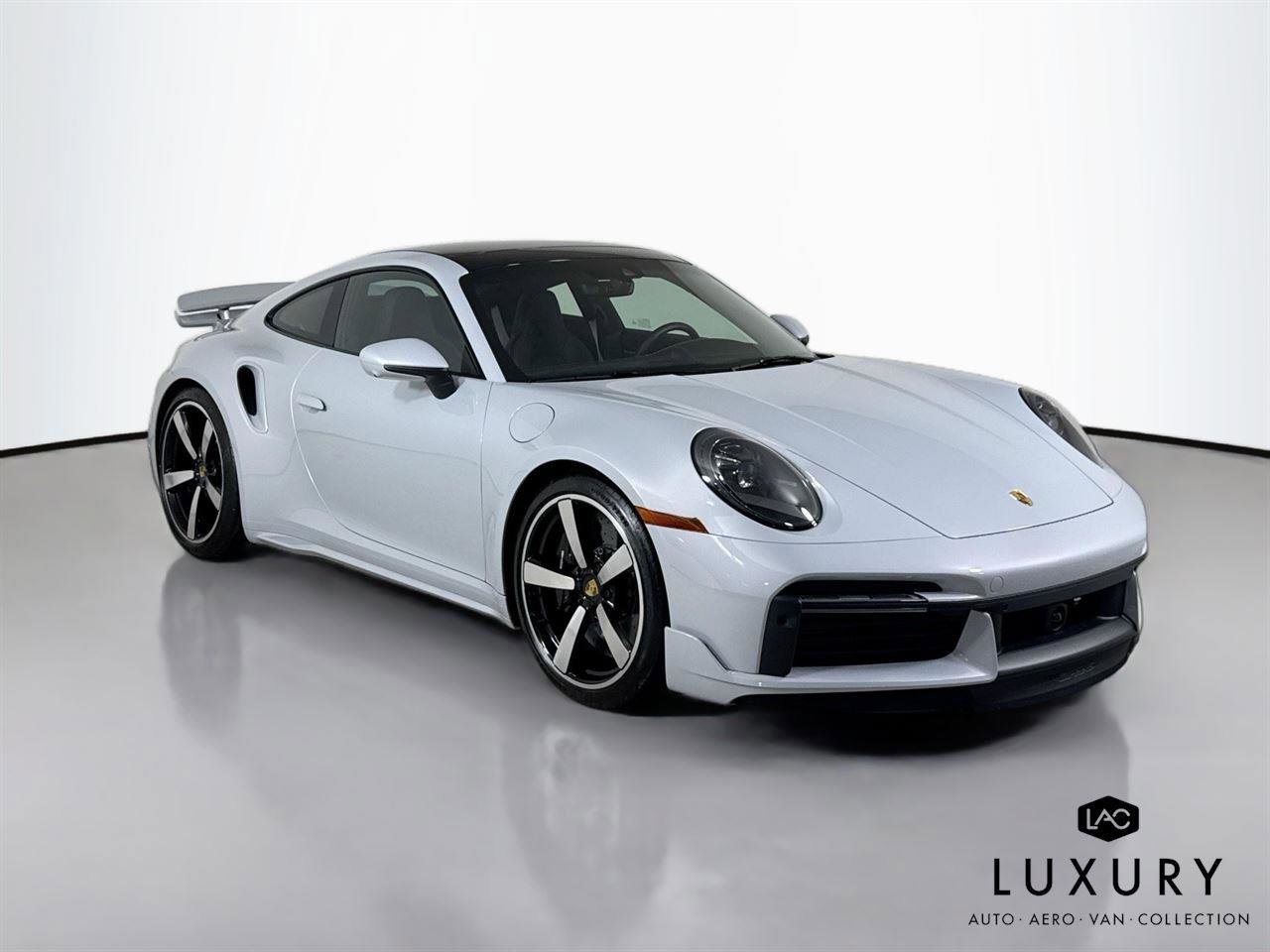 Used 2024 Porsche 911 Turbo S w/ 911 Turbo Sportdesign Package image 4